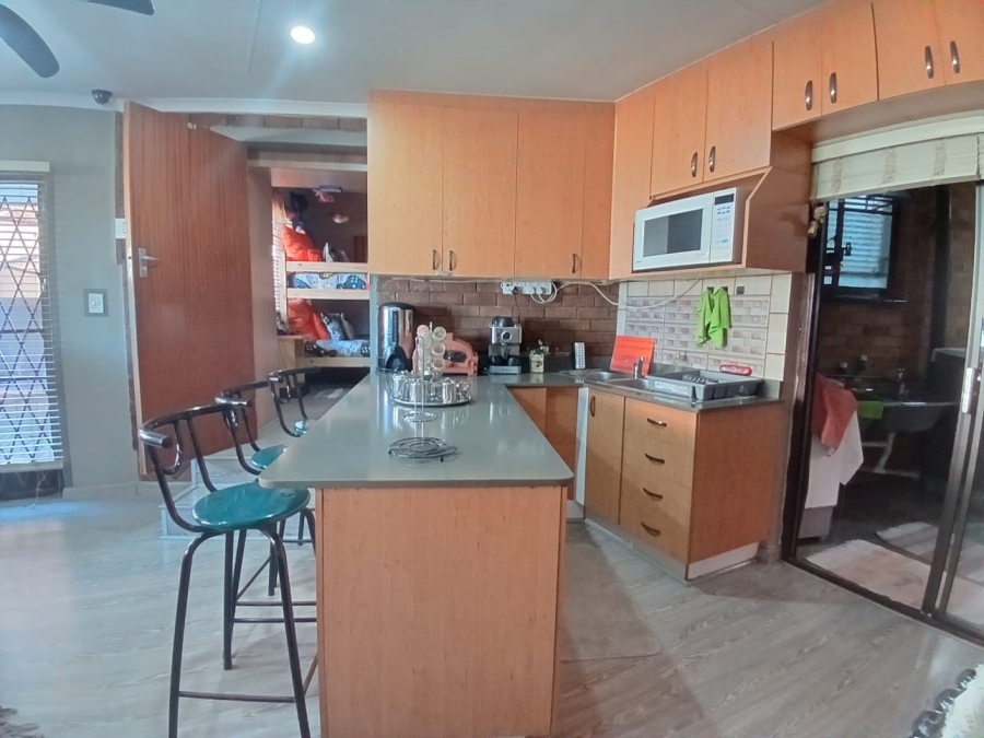 4 Bedroom Property for Sale in Vaalpark Free State